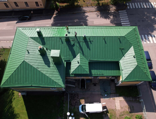 Kattomaalausprojekti Pappilassa, Loviisassa